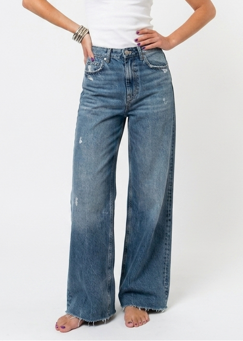 Wide Leg High-Waisted Jeans - Blue
